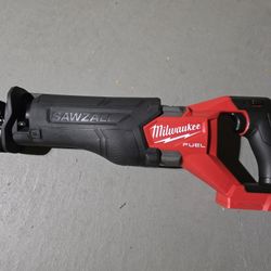 Milwaukee M18 Fuel Sawzall 