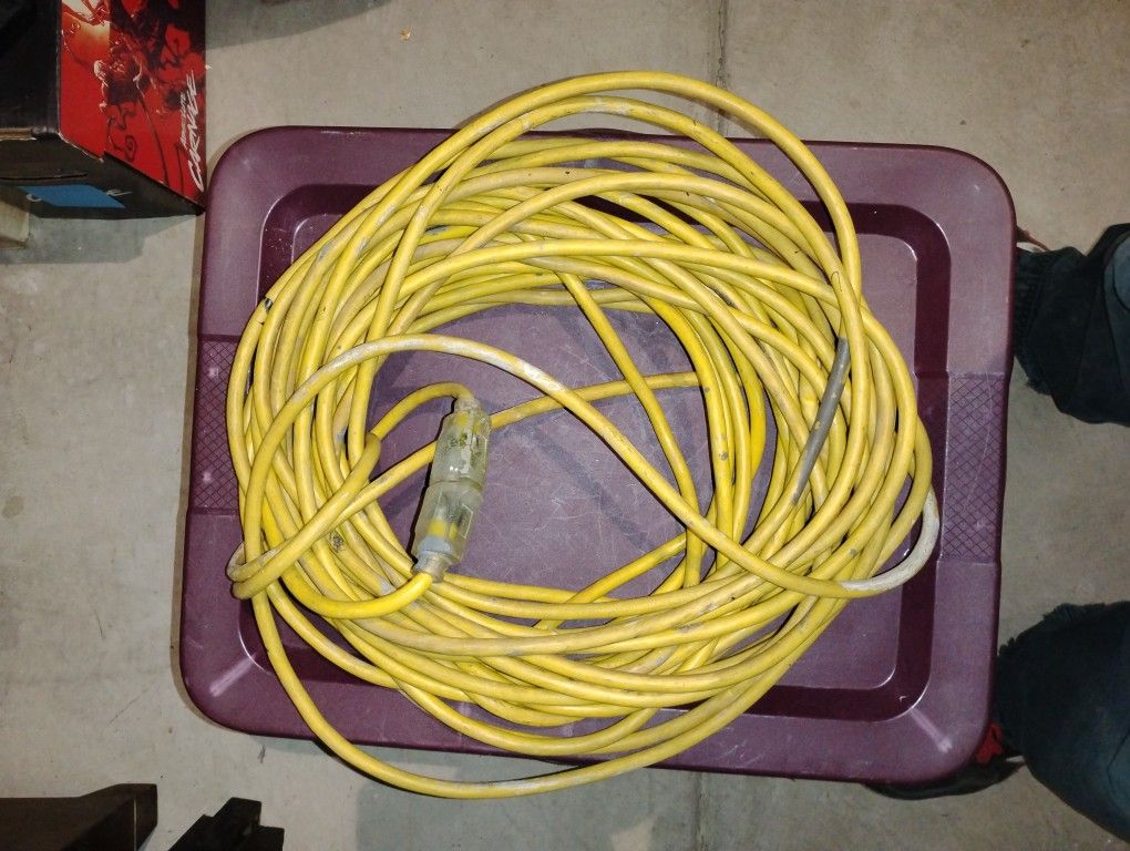 50 Ft Construction Extension Cord With Power Indicator Light