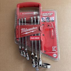 Milwaukee 144-Position Flex-Head Ratcheting Combination Wrench Set SAE (7-Piece)