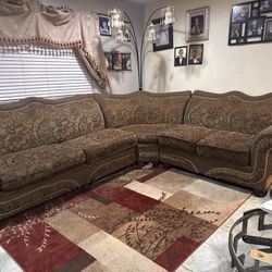 Couches /sofa 