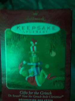 New Grinch ornanent