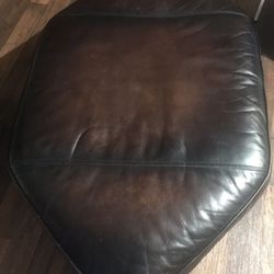 Ottoman  de Pura Piel  