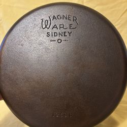 Wagner ware Dutch oven  cast iron