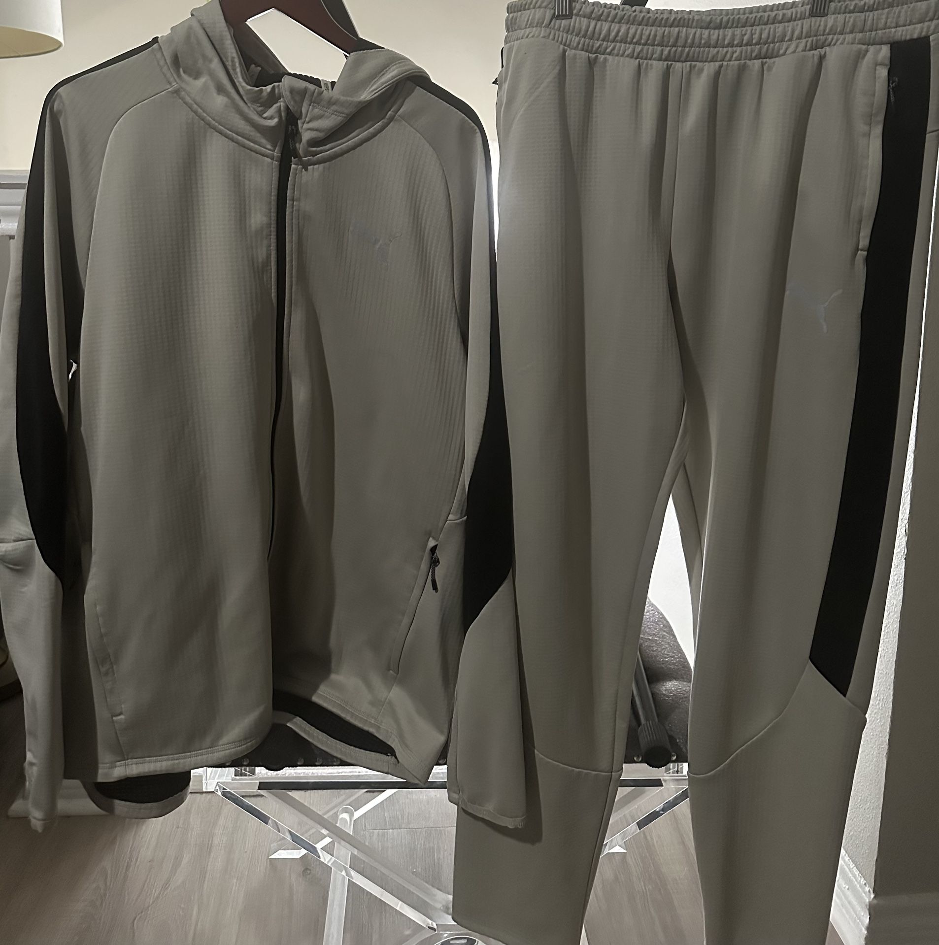 Puma Track Suit Jacket -XXL Pant XL