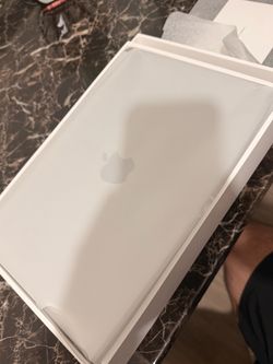 Apple MacBook Neo Laptop
