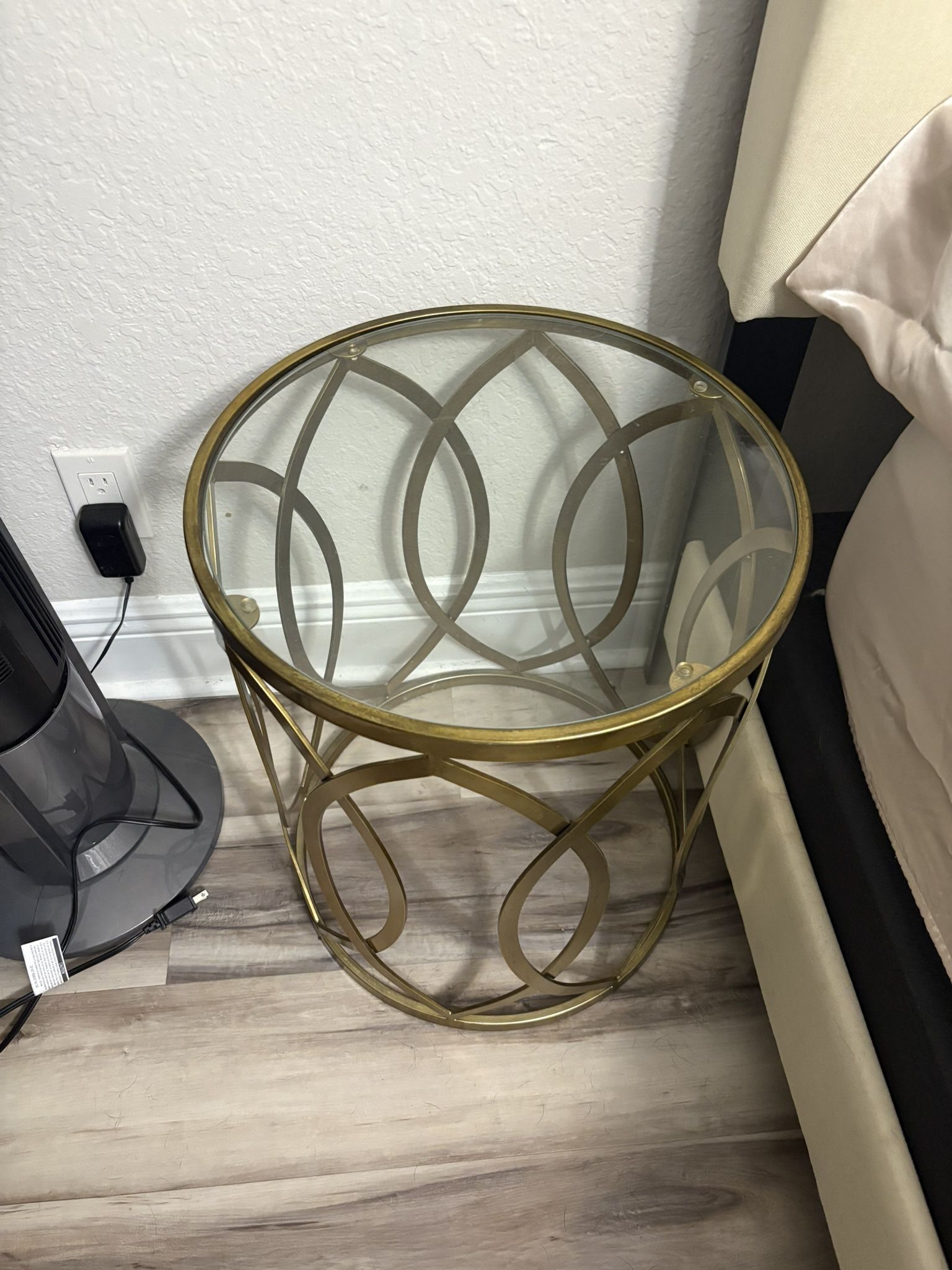 Side Table / End Table