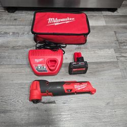 MILWAUKEE 12V FUEL MULTI-TOOL WITH XC3.0 BATTERY AND CHARGER LIKE NEW 