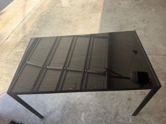 Tempered glass table