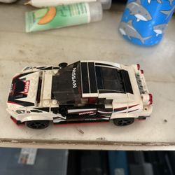 LEGO Speed Champions Nissan GT-R NISMO (set number 76896). 