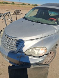 Chrysler PT Cruiser – Damaged / Parts Car