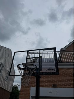 Basketball stand