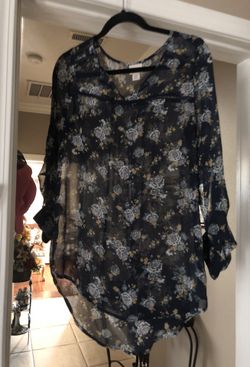 Blouse size medium