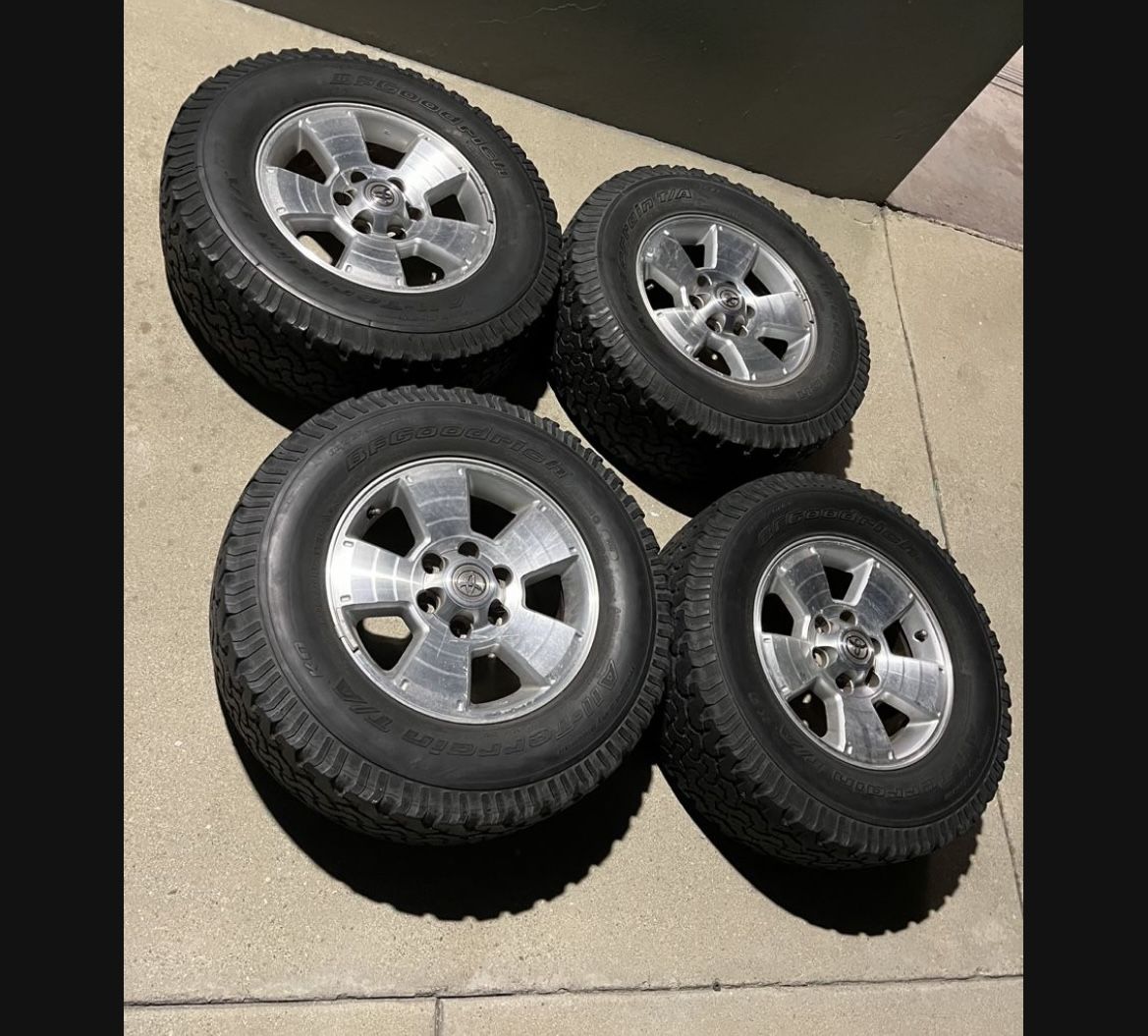 4 - 265/70r17 6x5.5 6x139.7 Stock TRD Toyota Tacoma Tundra 4runner Stock WheelS RIMS TIRES!
