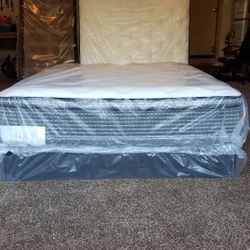 New Thick Queen Size Mattress And Boxspring 