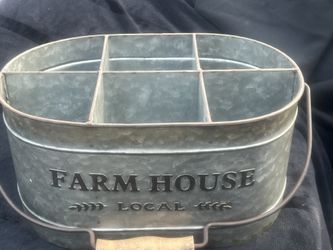 Galvanized metal Farm House 6 Bottle Wine carrier 
