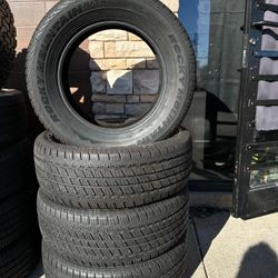 Set of ROCKY MOUNTAIN 265/60/18