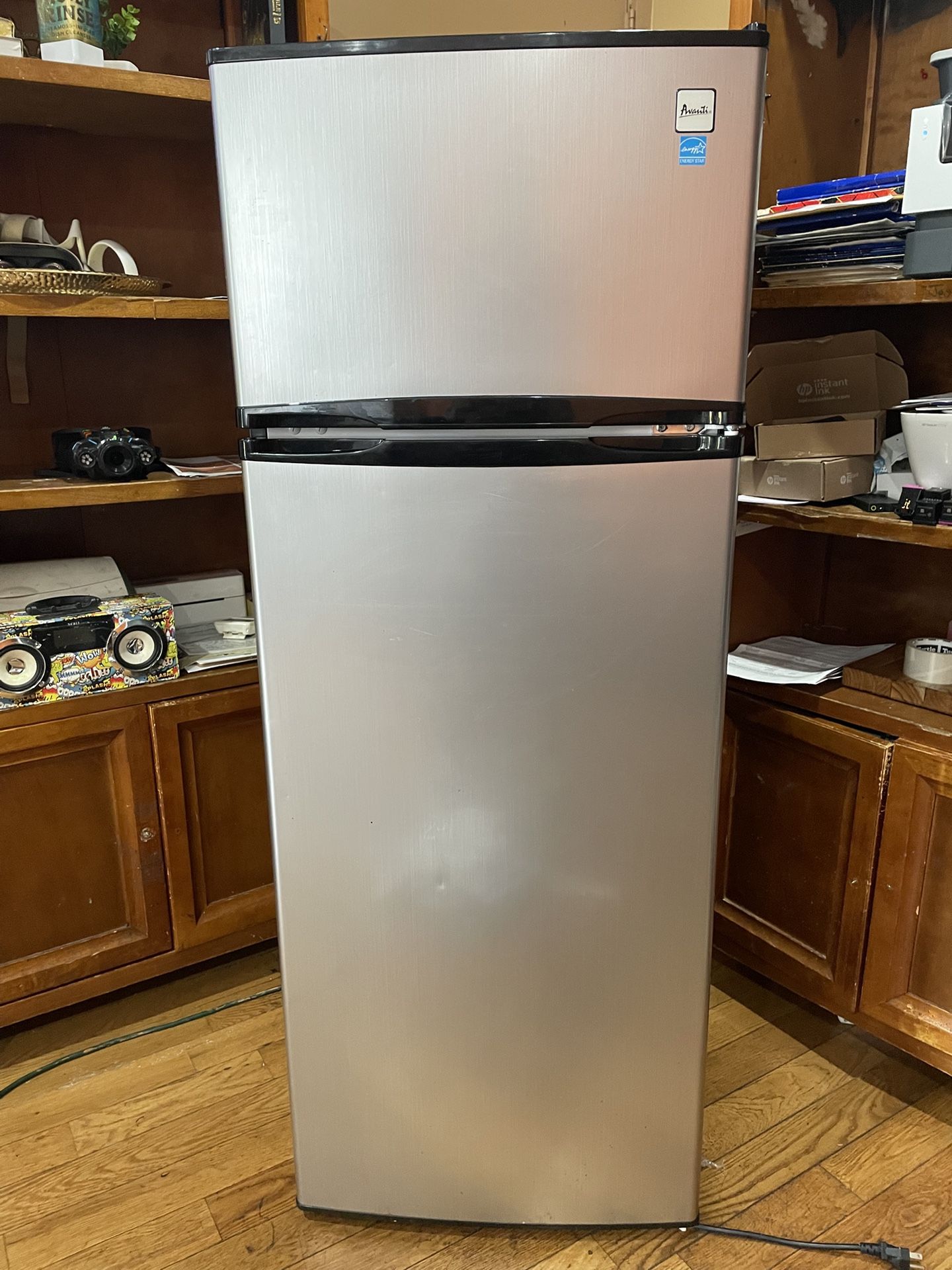π¦ Item for Sale β¨ GE Stainless Steel Refrigerator (Model: GIE17GSNRSS) (Like New- Less <1 Yr old)β¨ {Avil For Pick Up!)