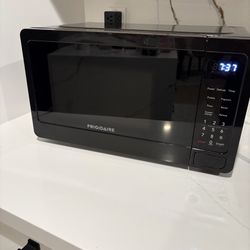 Small Microwave 