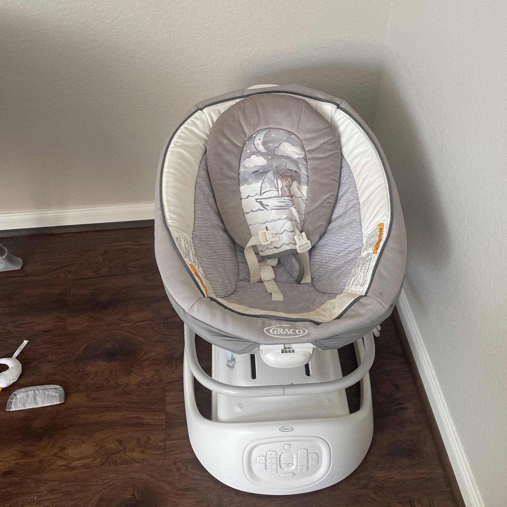 Graco Settings Cry Detection Baby Rocker