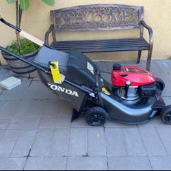 Honda-Lawnmower 