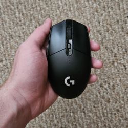 Wireless Gaming Mouse 