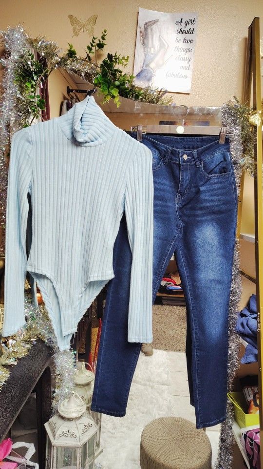 Brand New .Outfit Size Small. 