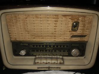 Vintage Tube Radio - Loewe Opta Bella 5711W/1958