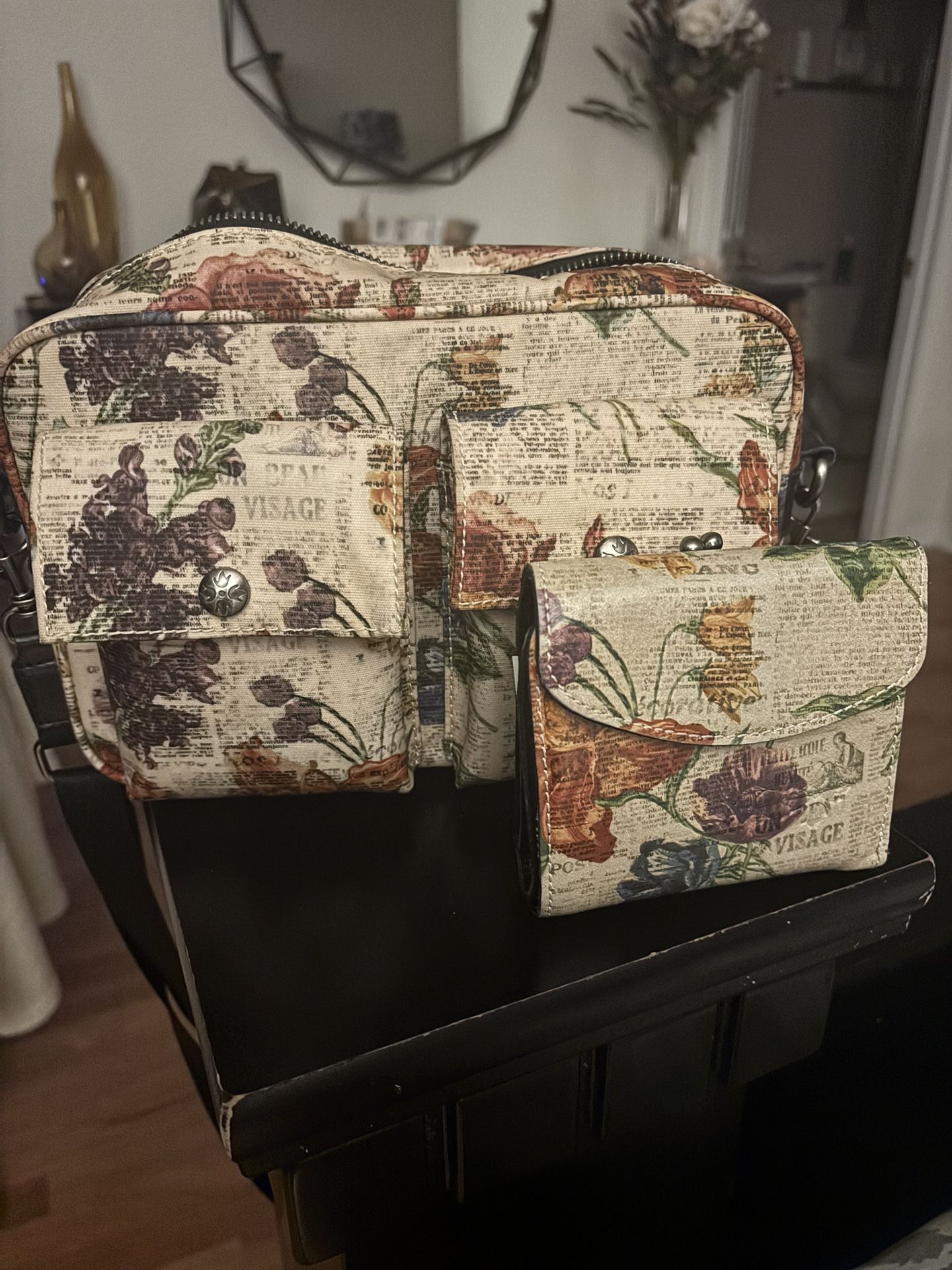 Patricia Nash crossbody /wallet