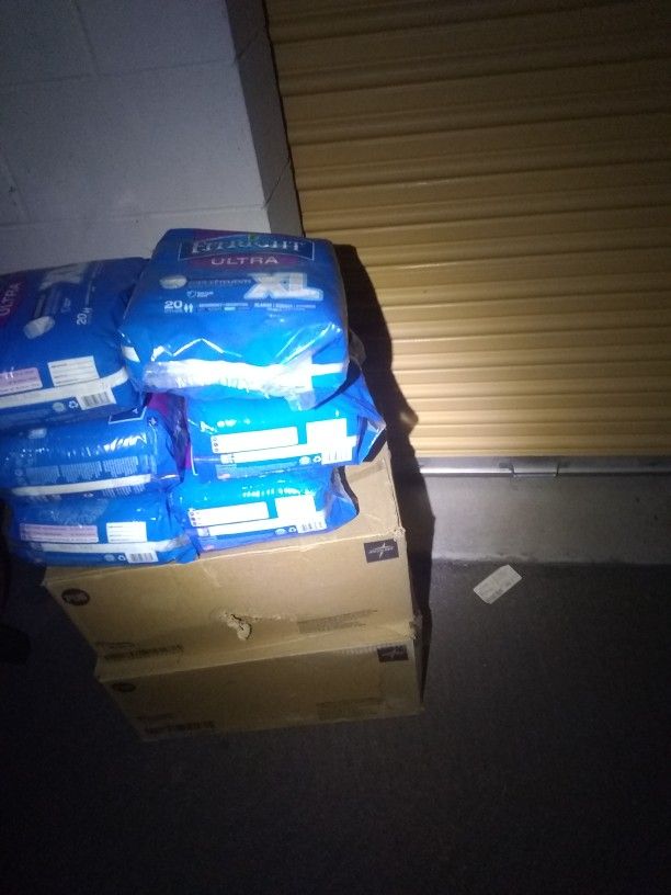 14 Packs Xl Adult Diapers