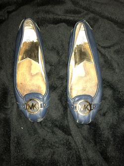 Michael Kors flat size 8