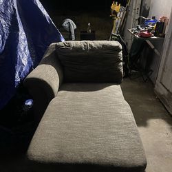 Left arm facing chaise couch