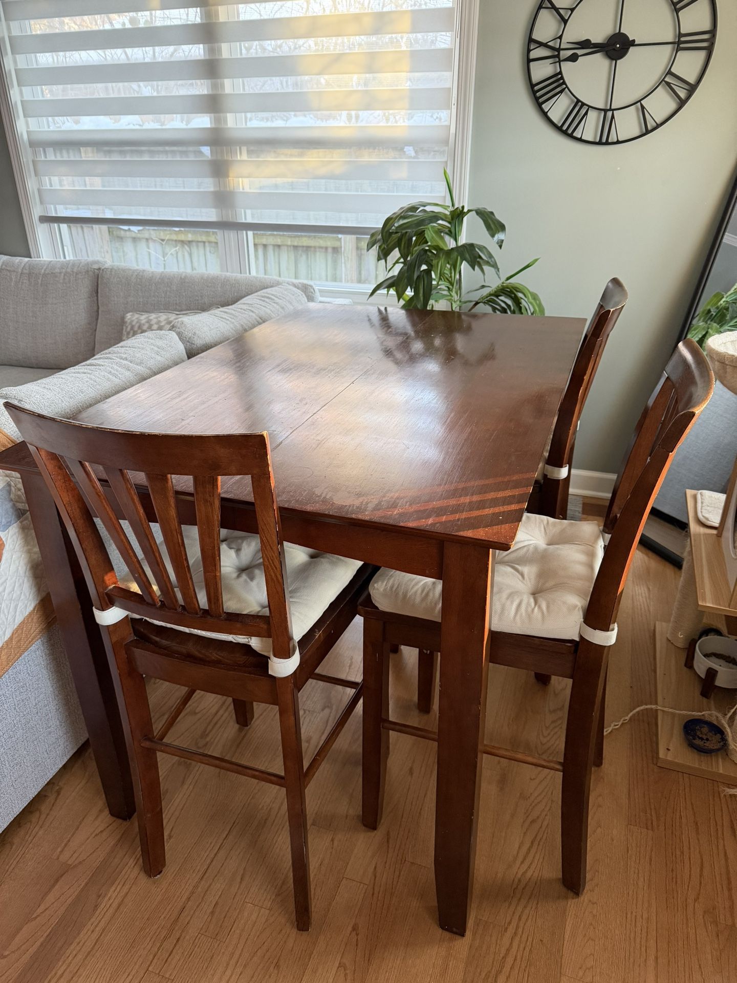 Free Table and Chairs 