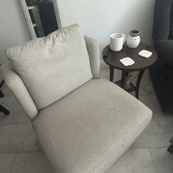 Sillones/sillas Individuales Incluye Mesa