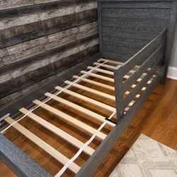 Pottery Barn Kids Charlie Twin Bed 