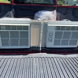 5.000 BTU GE air conditoner like new ( 120 each )