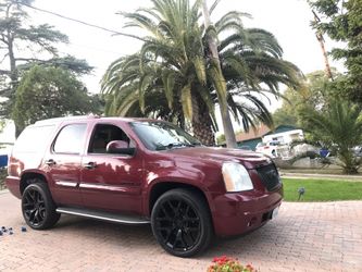 LIQUID WRAP YOUR TRIMS RIMS GRILL EMBLEMS BEST IN LA !! 1ST ON OFFERUP!!!