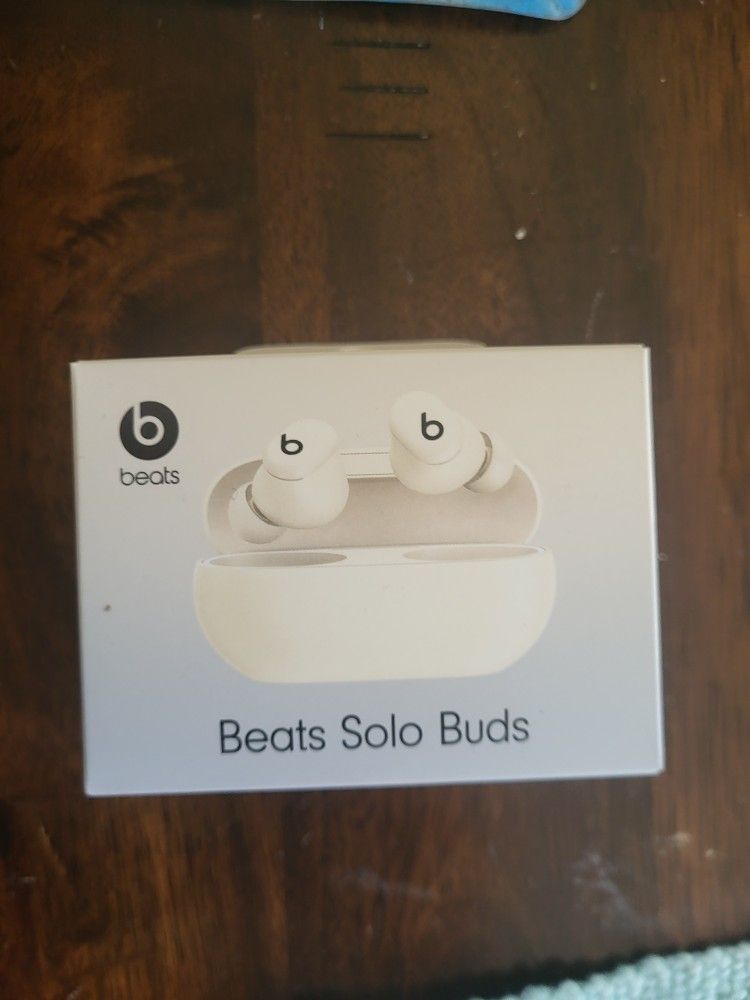 Beats Solo Buds