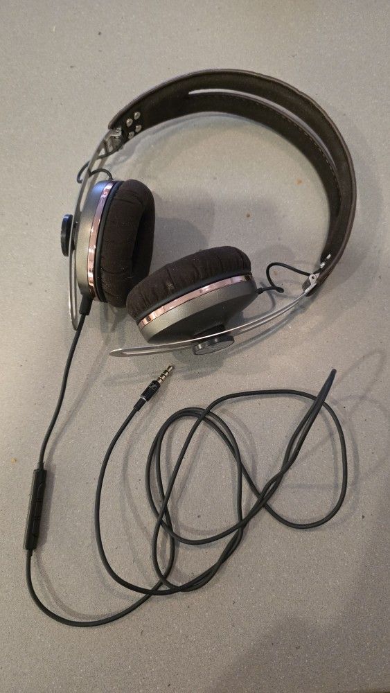 Sennheiser Wired Headphones