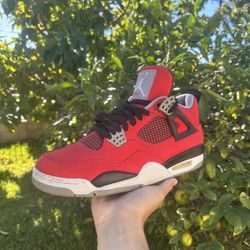 Jordan 4 Toro Bravo Size 10.5