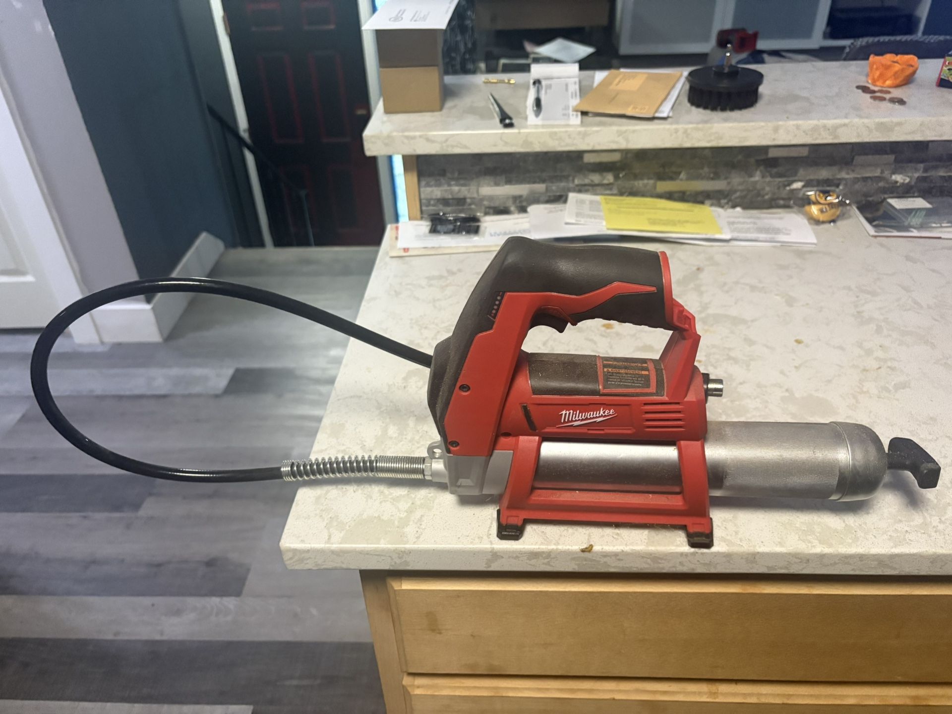 Milwaukee M12 Grease Gun