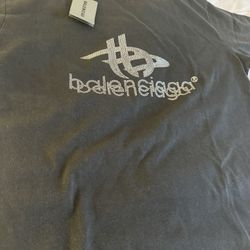 Tshirt Balenciaga 