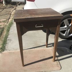 Singer Sewing Machine 