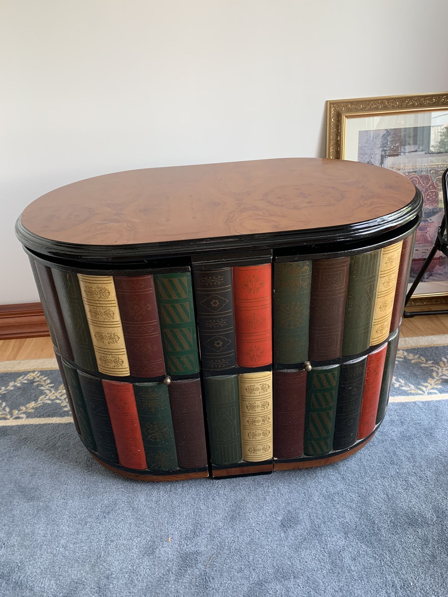 Accent Table And Two Chairs