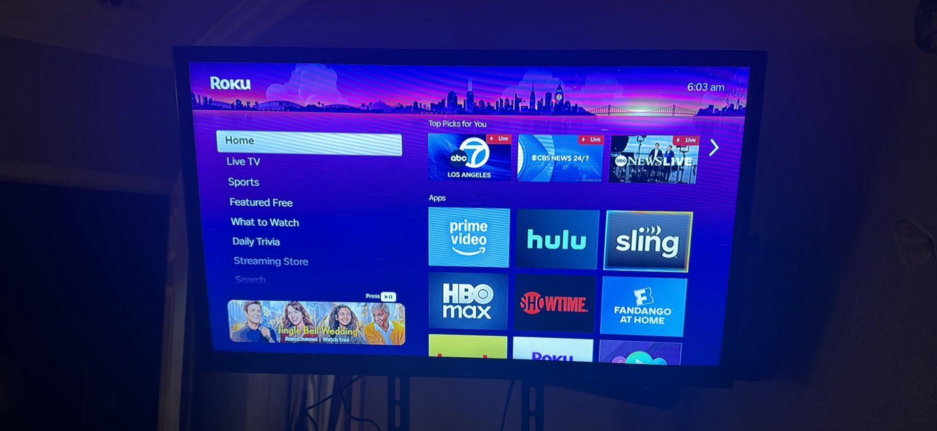 Hisense 30” TV With External Roku Included