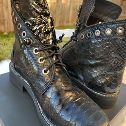 VINCE CAMUTO SEFELLA EMBELLISHED BOOTIE