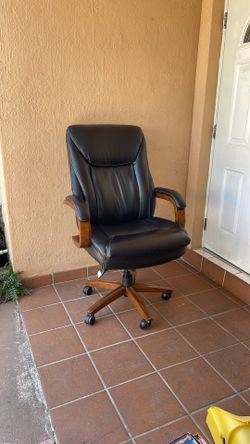 Leather Office Chair $149 OBO