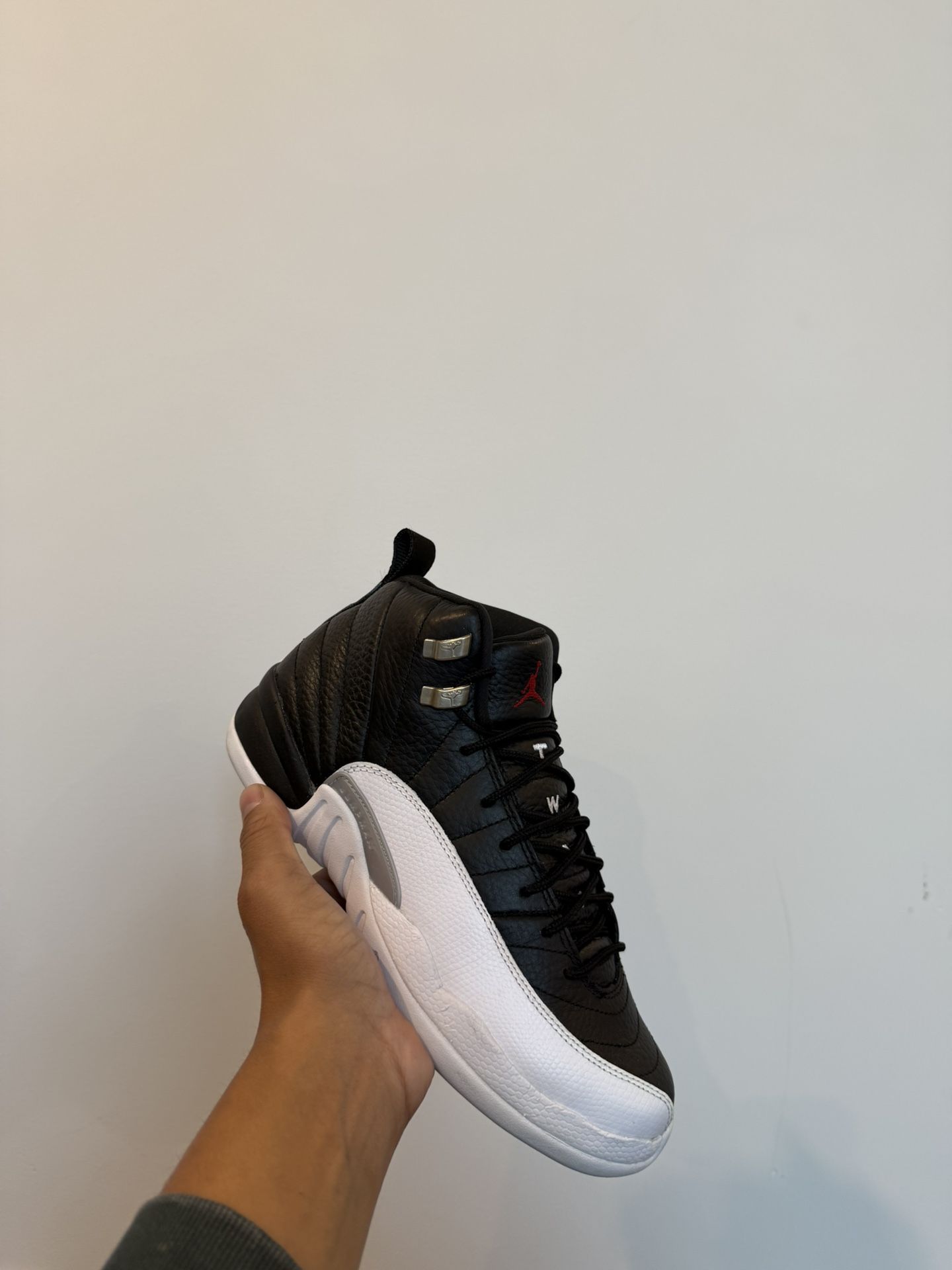 Used Jordan 12 playoffs