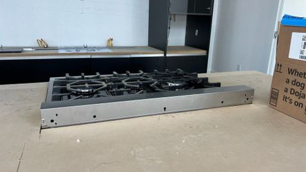 Zline Model DWV-24 (Stainless Steel Tub with Black Matte Panel)
