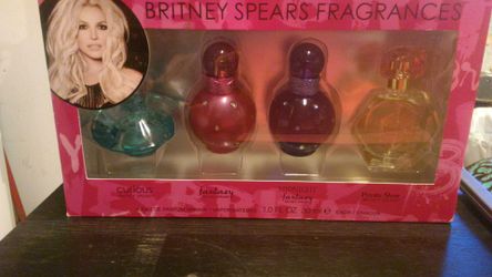 Britney Spears 4 Pc Perfume Set