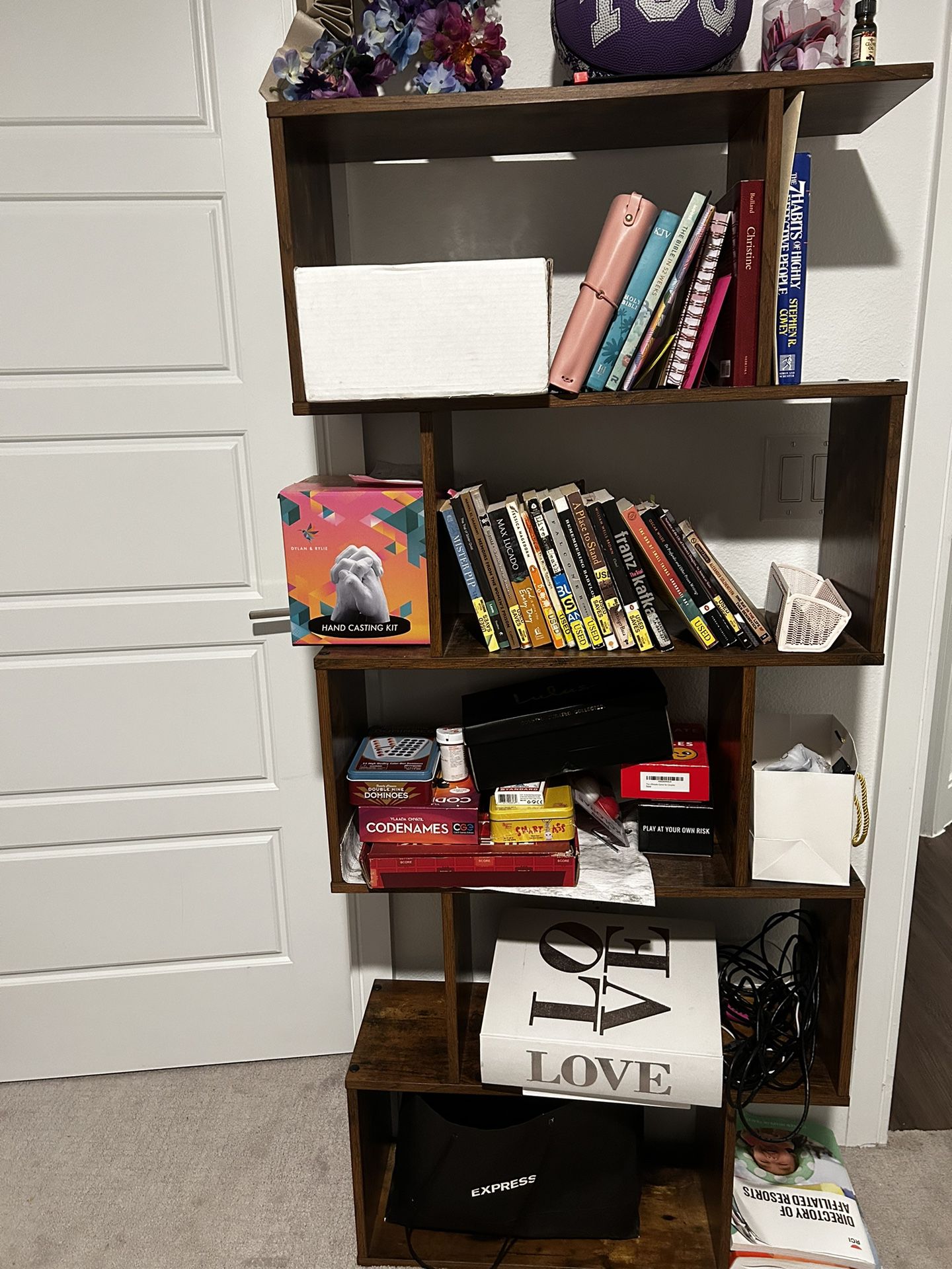 Bookshelf & Coat Rack Hanger 